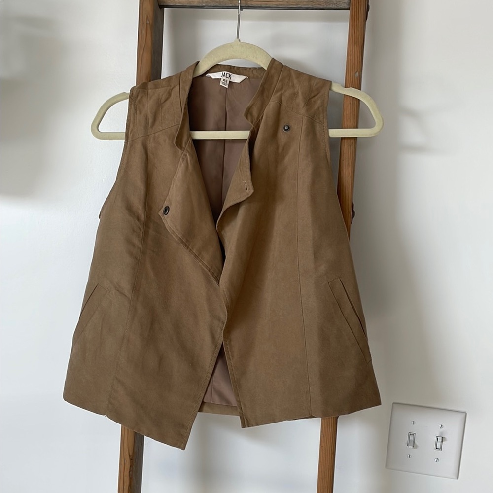 Jack by BB Dakota Brown Waterfall Vest